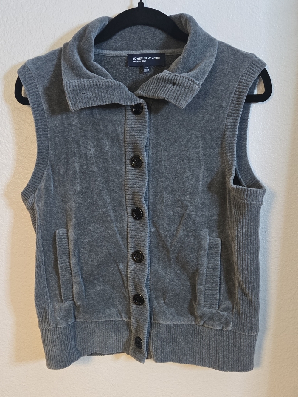 Jones New York Signature Gray Sleeveless Vest